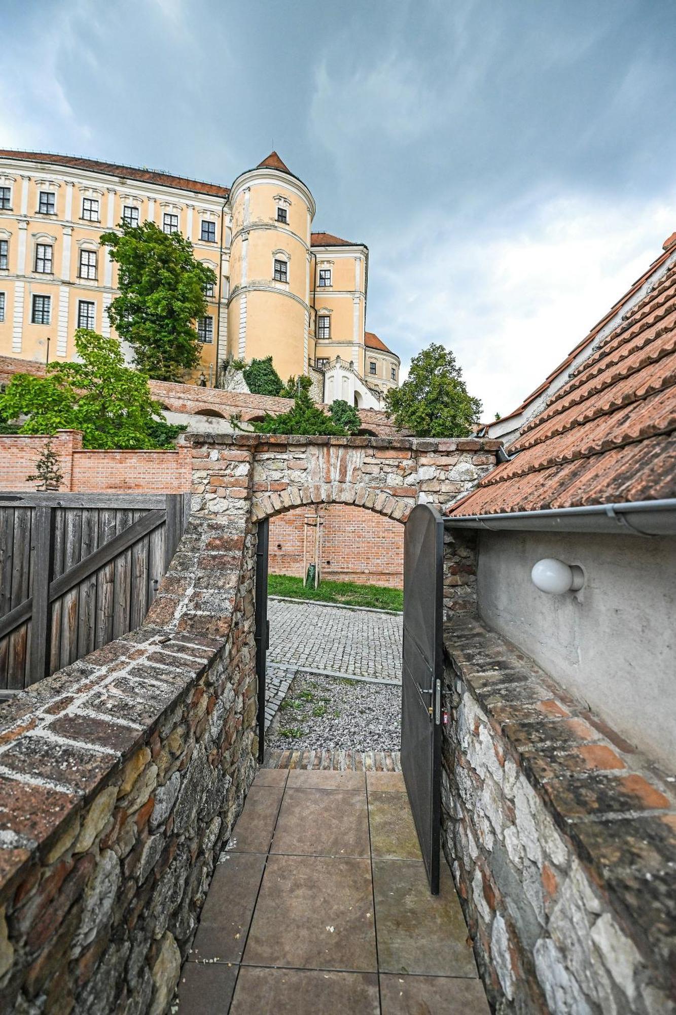 Boutique Apartman Mikulov Kültér fotó