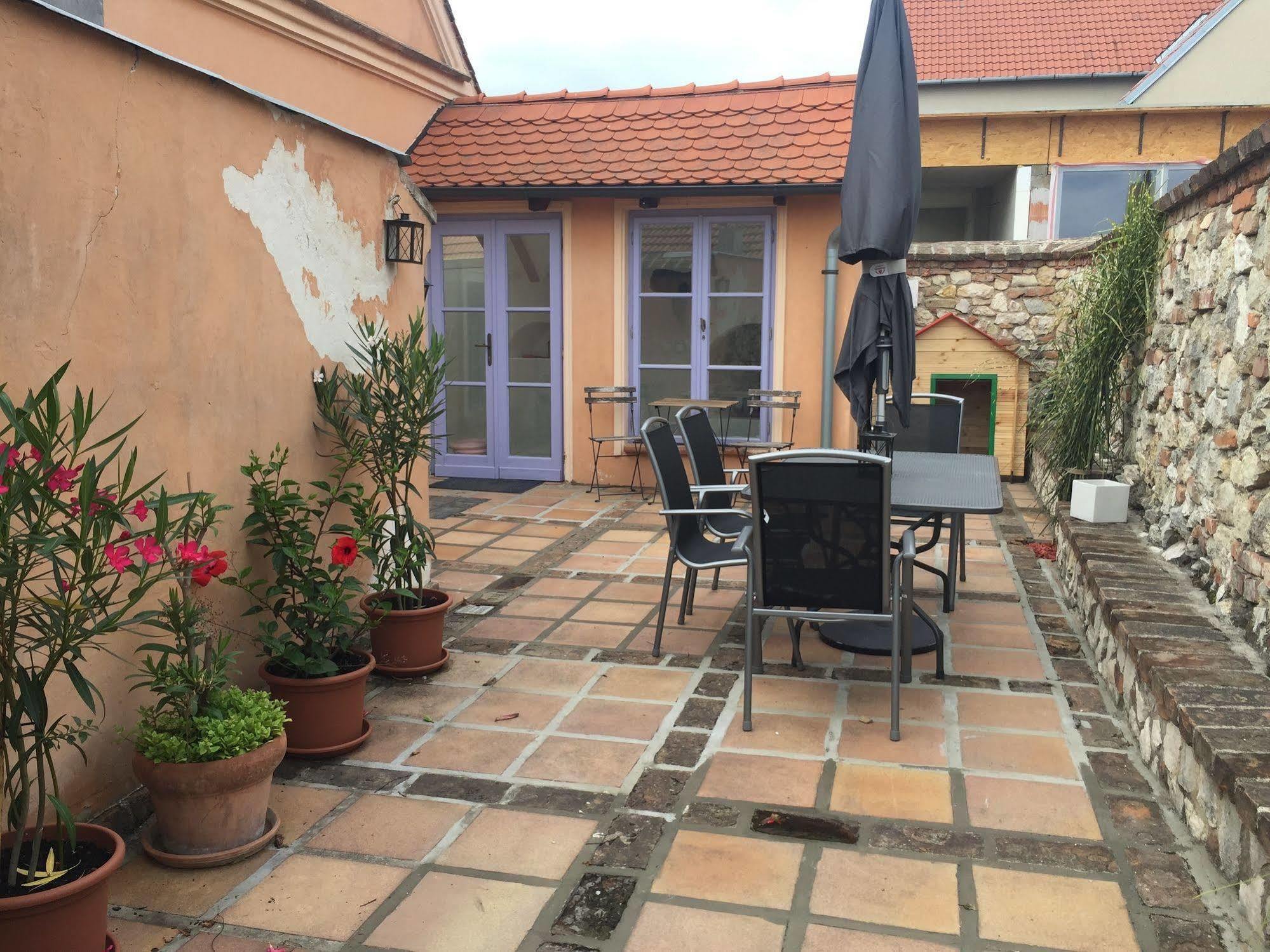 Boutique Apartman Mikulov Kültér fotó